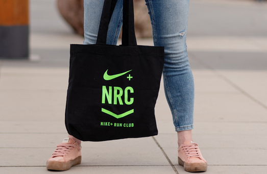 Printed tote bag as an advertising gadget